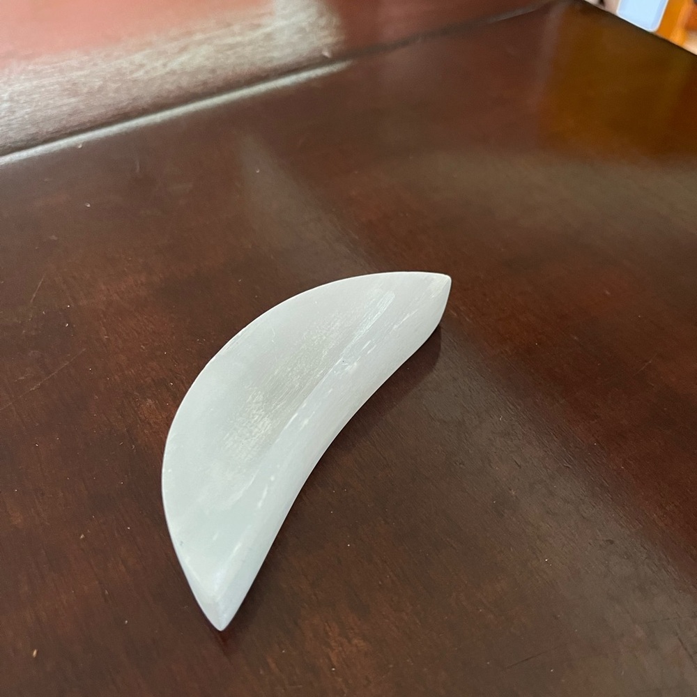 Crescent Agate, Crystal (Small)